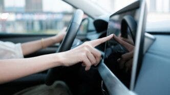 comandi nell'abitacolo