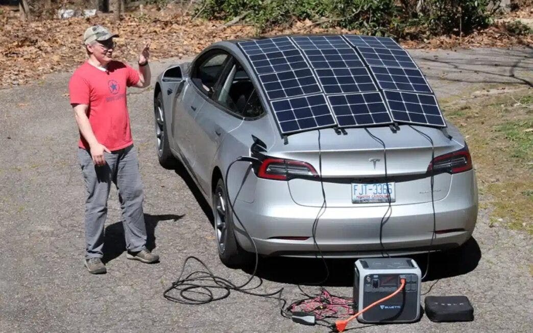 Tesla Model 3 pannelli solari
