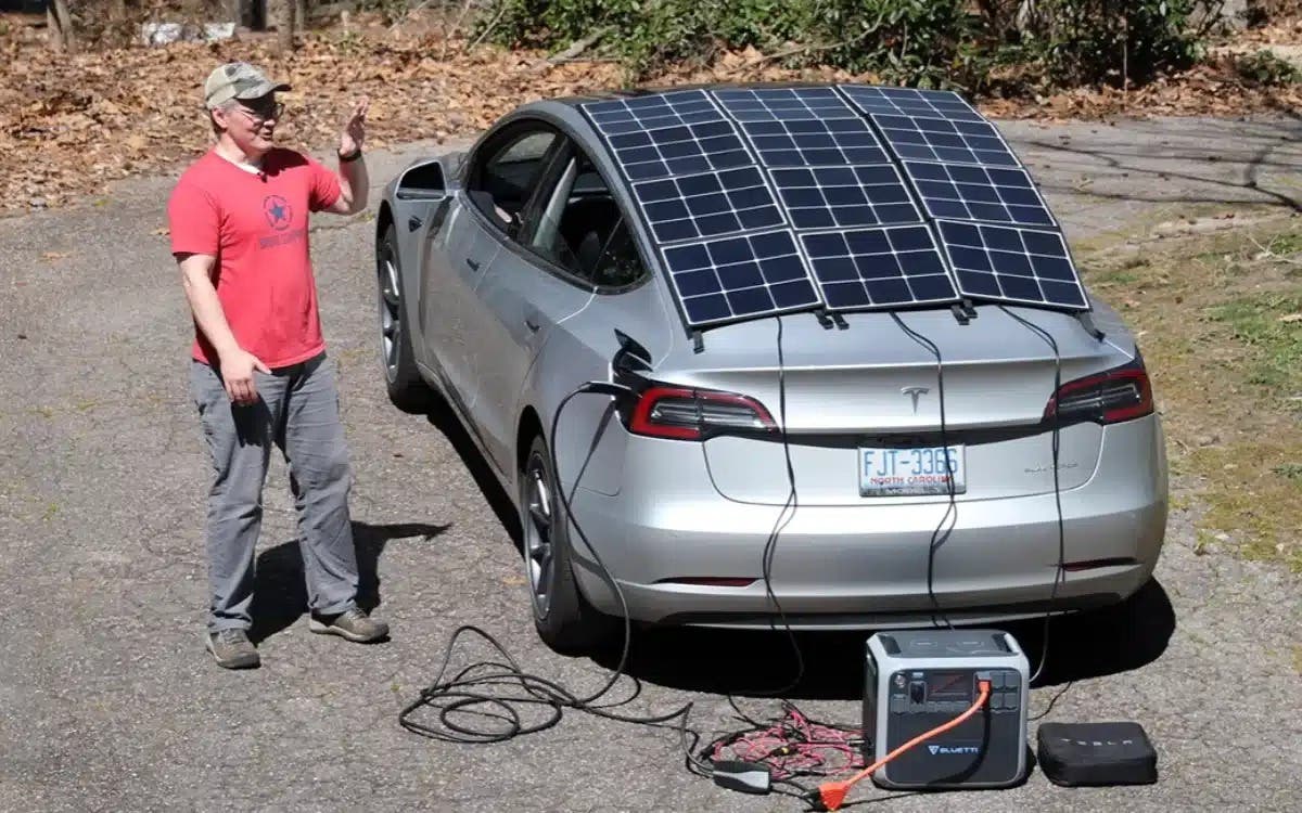 Tesla Model 3 pannelli solari