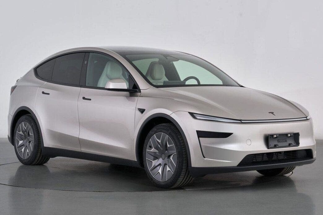 Tesla Model Y L