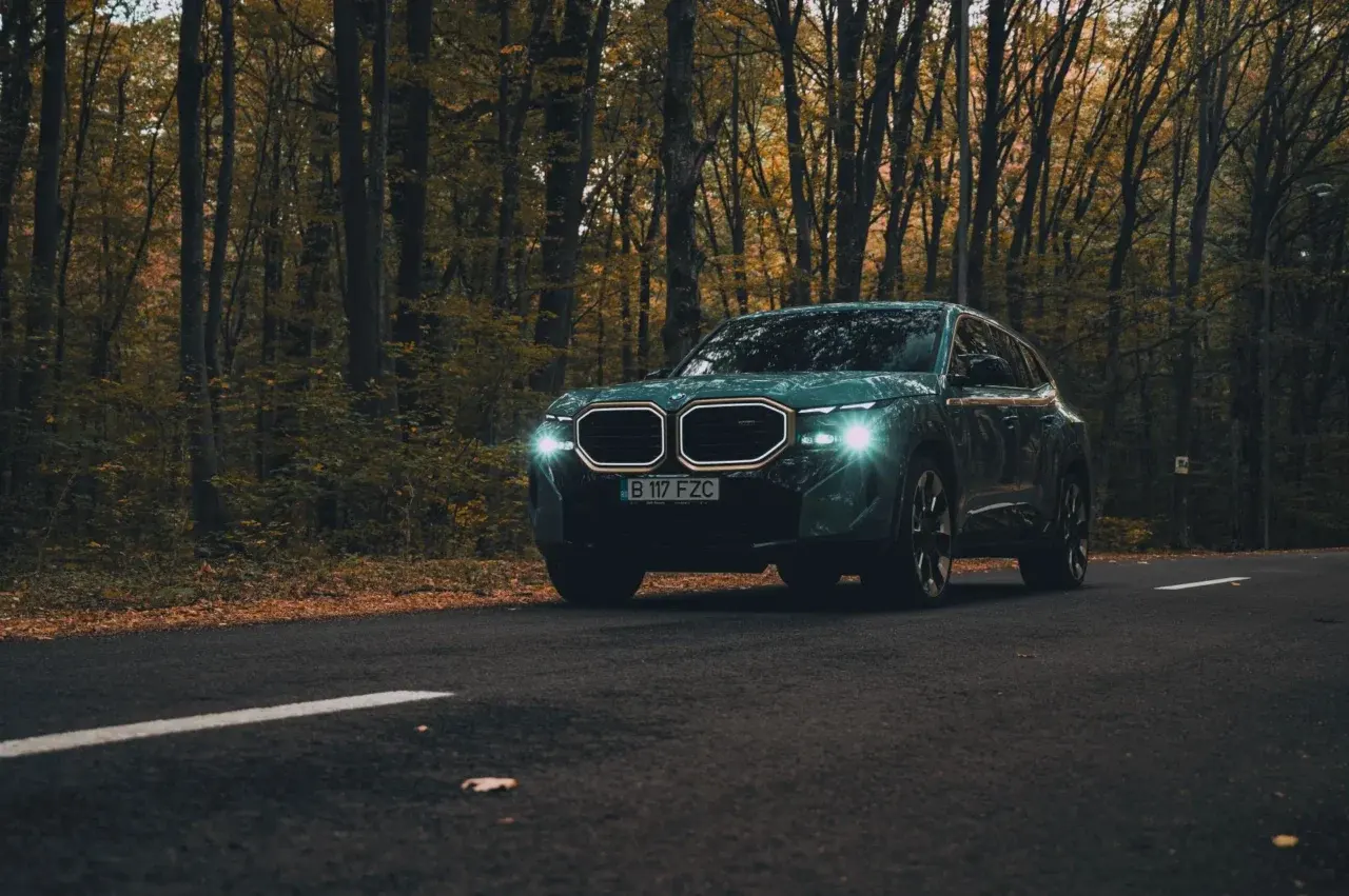 bmw xm - g74 render