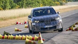 BMW iX3 2025