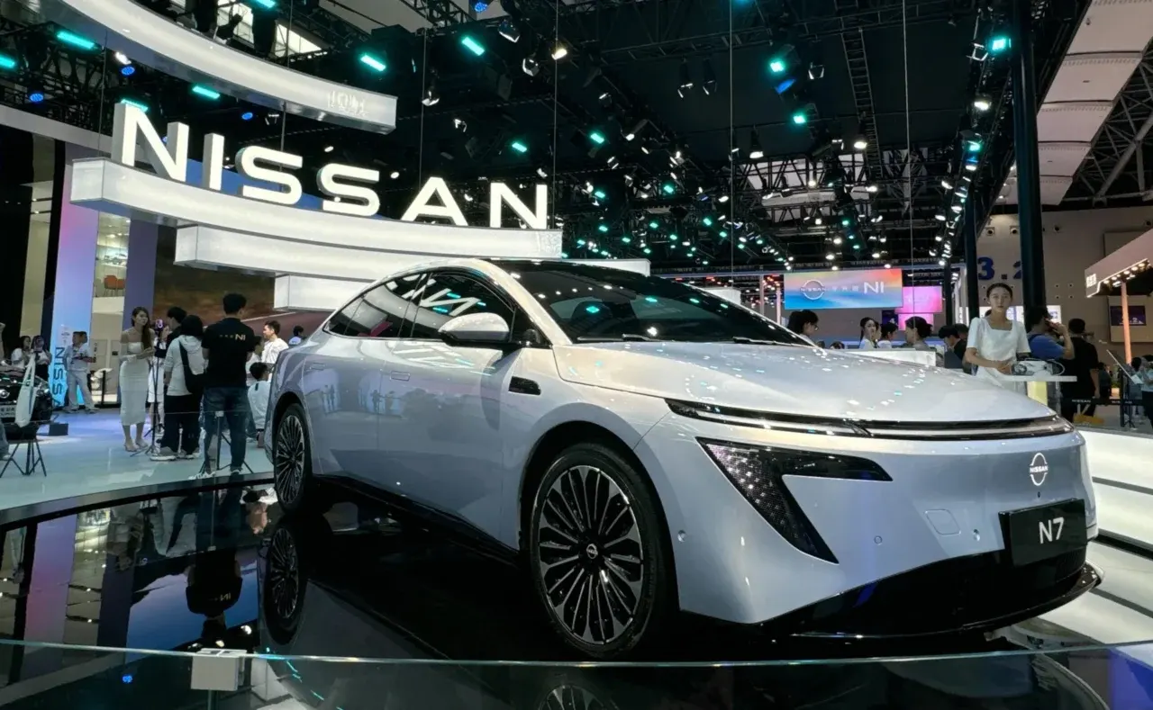 nissan p7, in cina