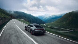 Porsche 911 Carrera 4 GTS Tribute to Transfăgărășan