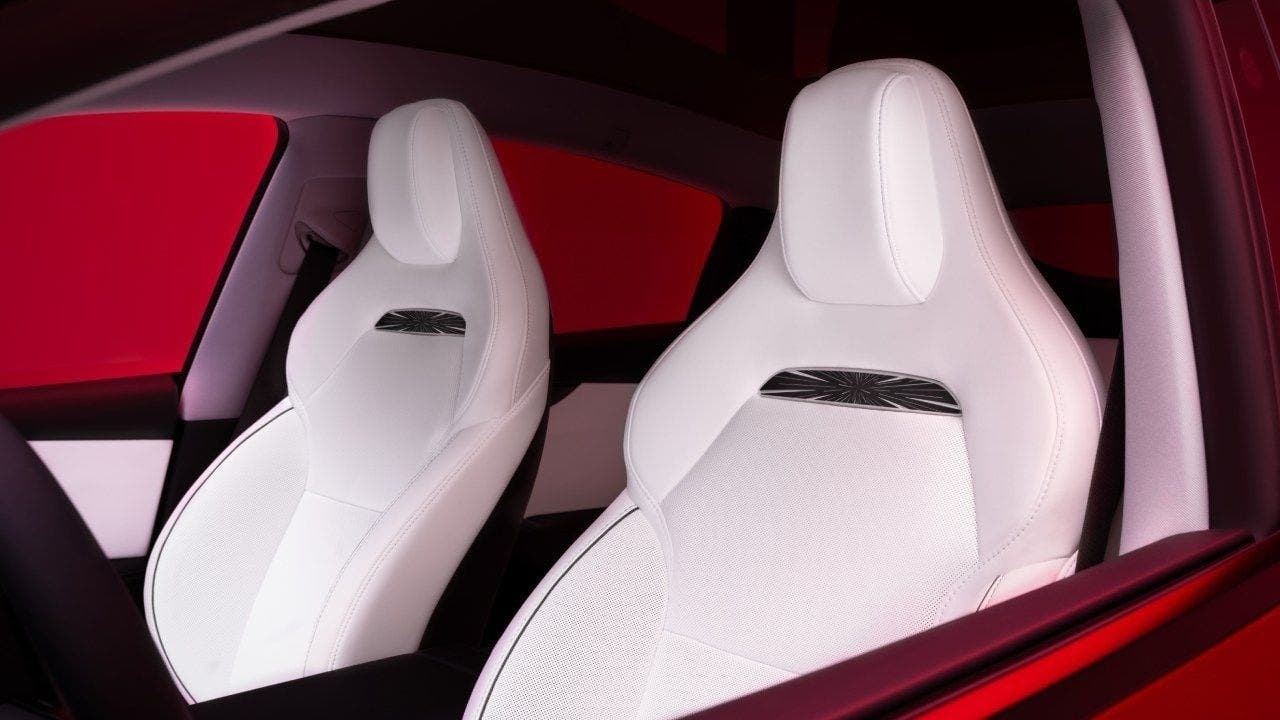 tesla model y performance 2025