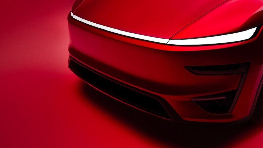 tesla model y performance 2025