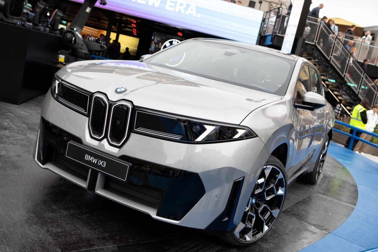 bmw ix3 2025