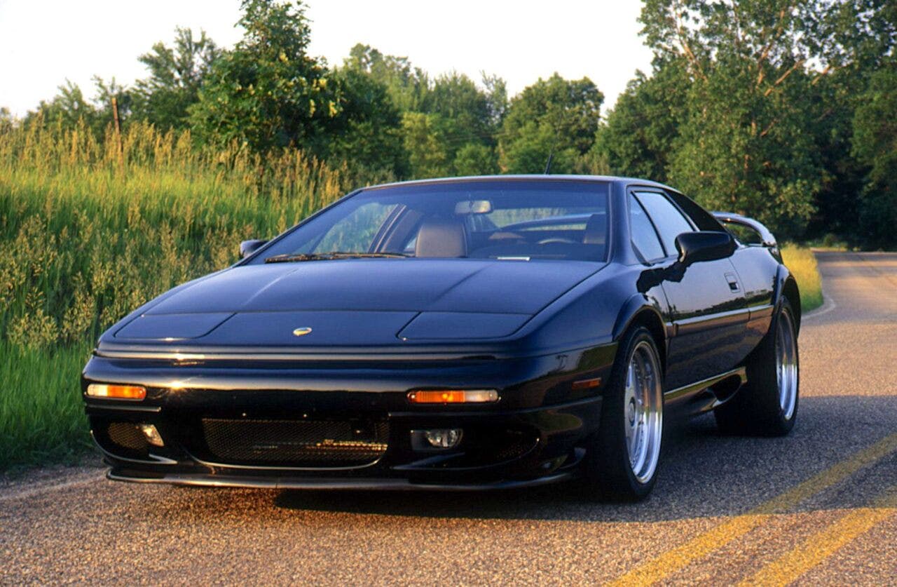 lotus esprit v8