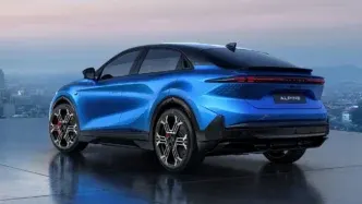 Alpine A390