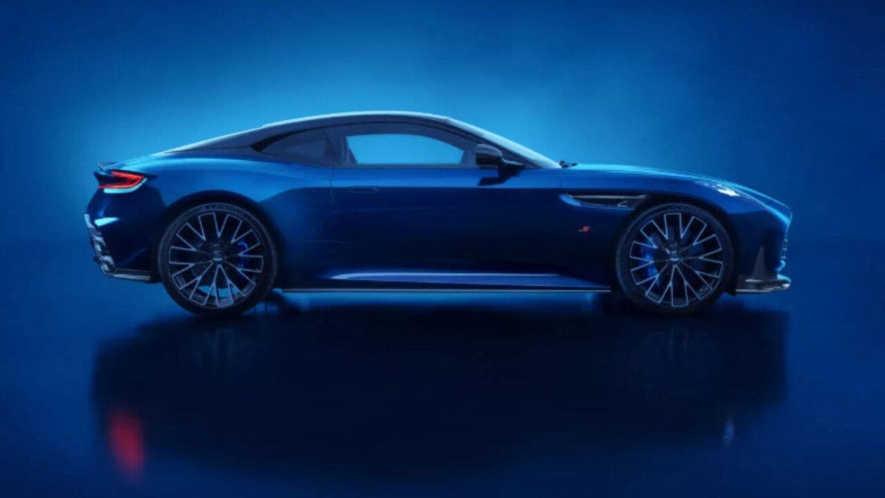 Aston Martin DB12 S
