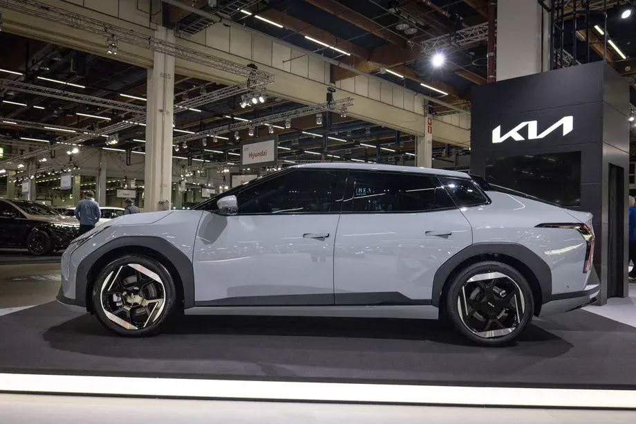 kia ev4 2025