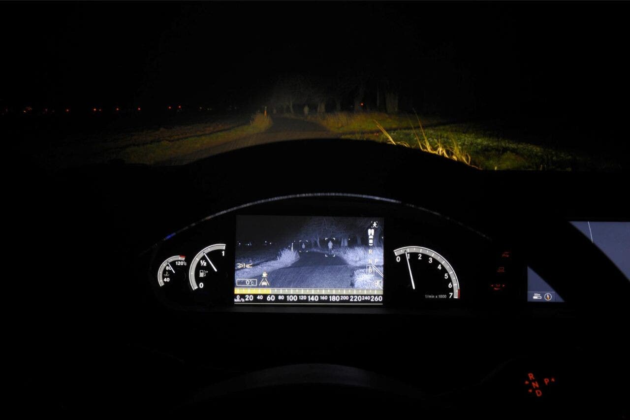 mercedes Night View Assist Plus