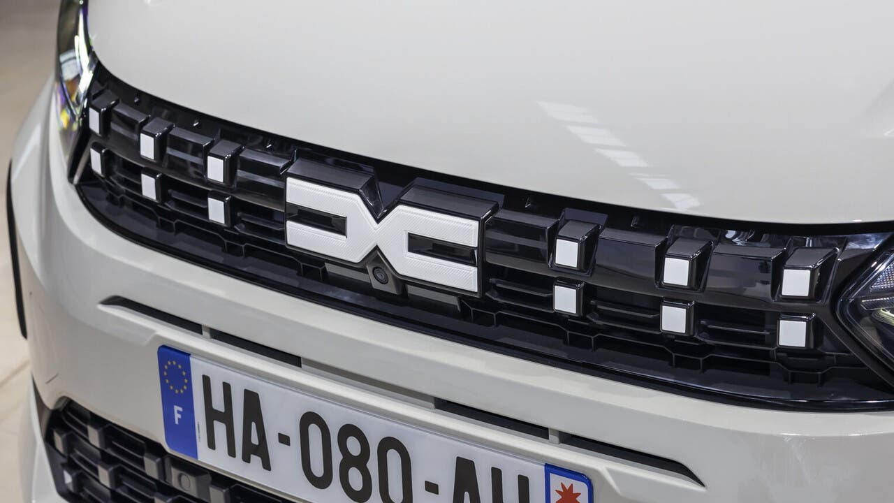 Dacia restyling 2025