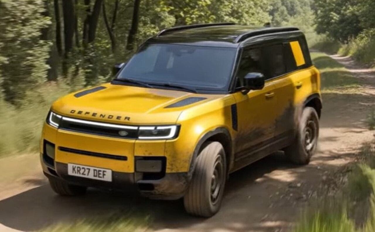 Land Rover Defender Sport render
