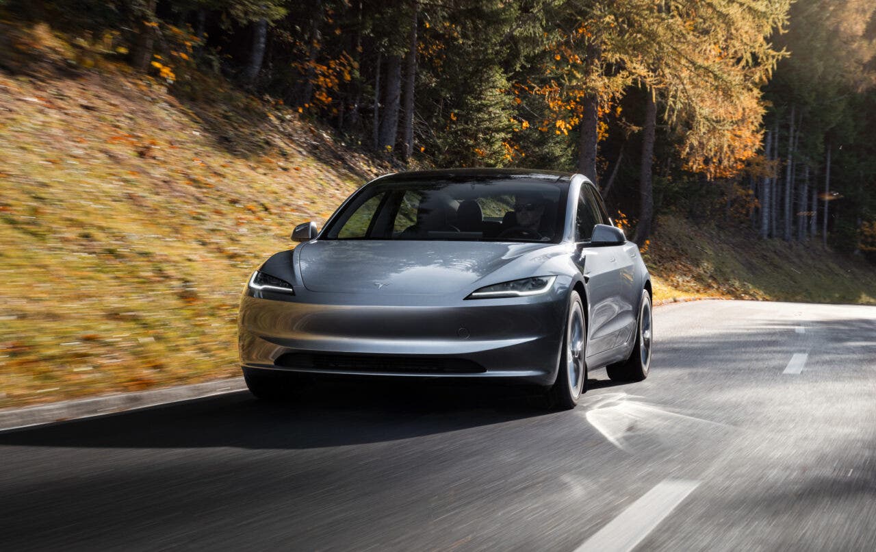 tesla model 3 2025