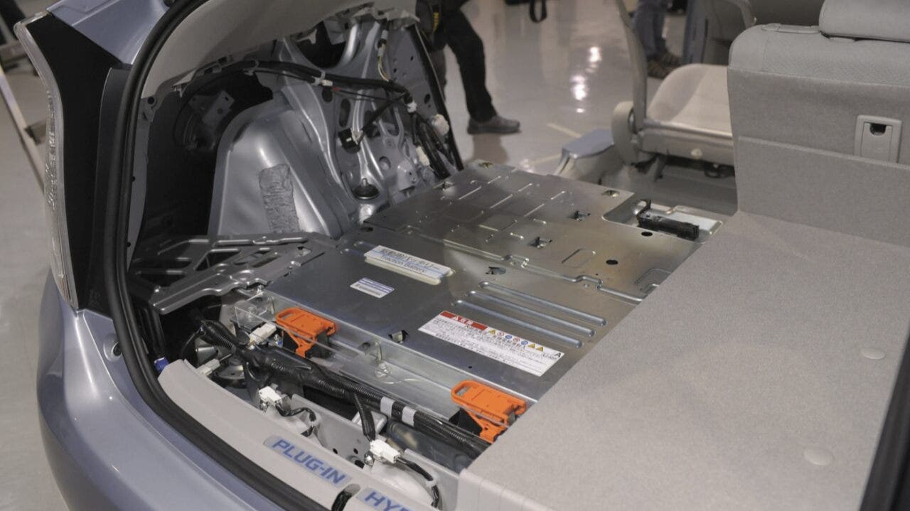 toyota batteria stato solido