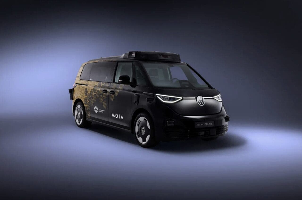 volkswagen ID. Buzz robotaxi