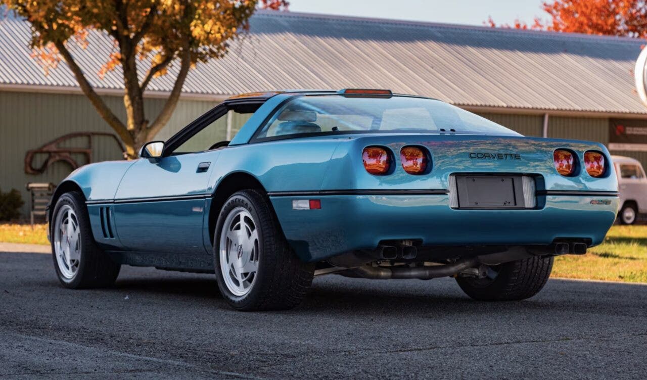 chevrolet corvette zr-1 