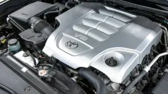 v8 toyota