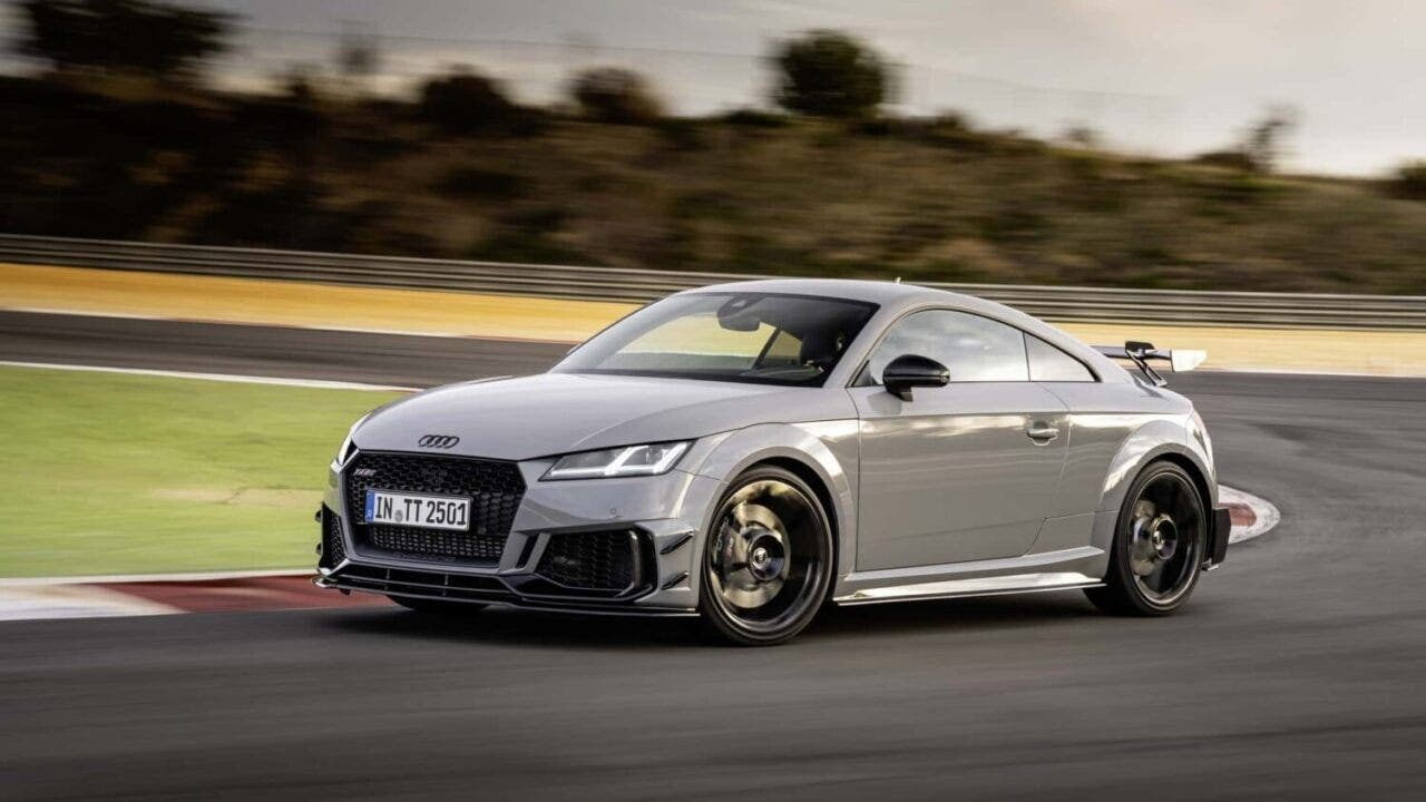 audi tt rs in pista