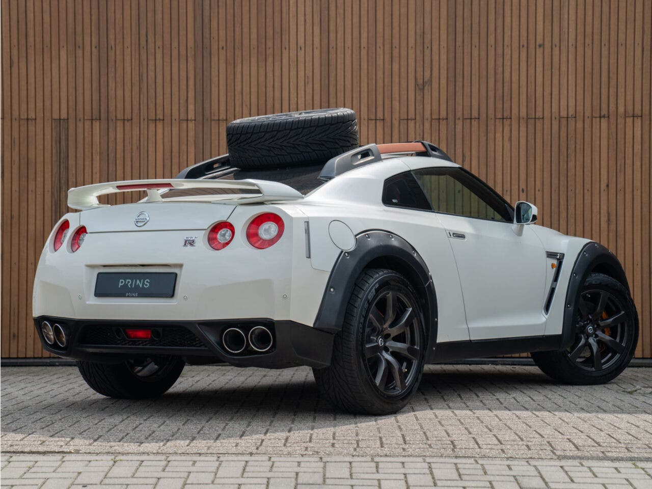 nissan gt-r prins