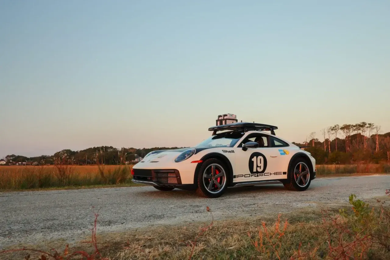 Porsche 911 Dakar