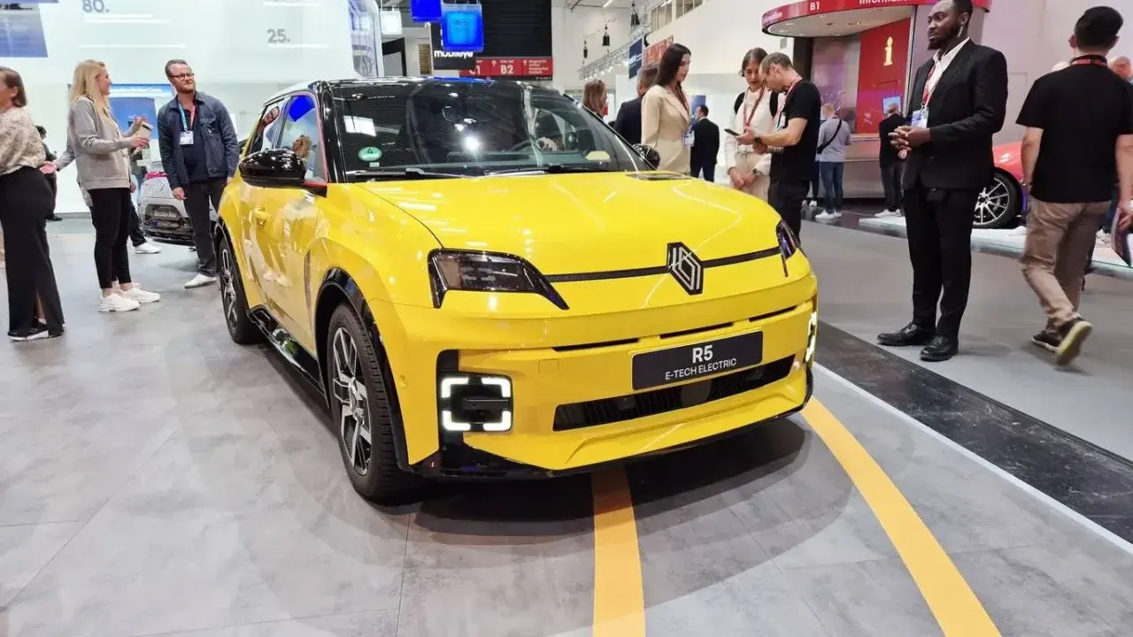 renault 5 2025