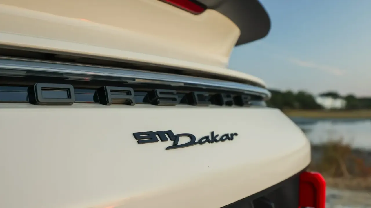 Porsche 911 Dakar