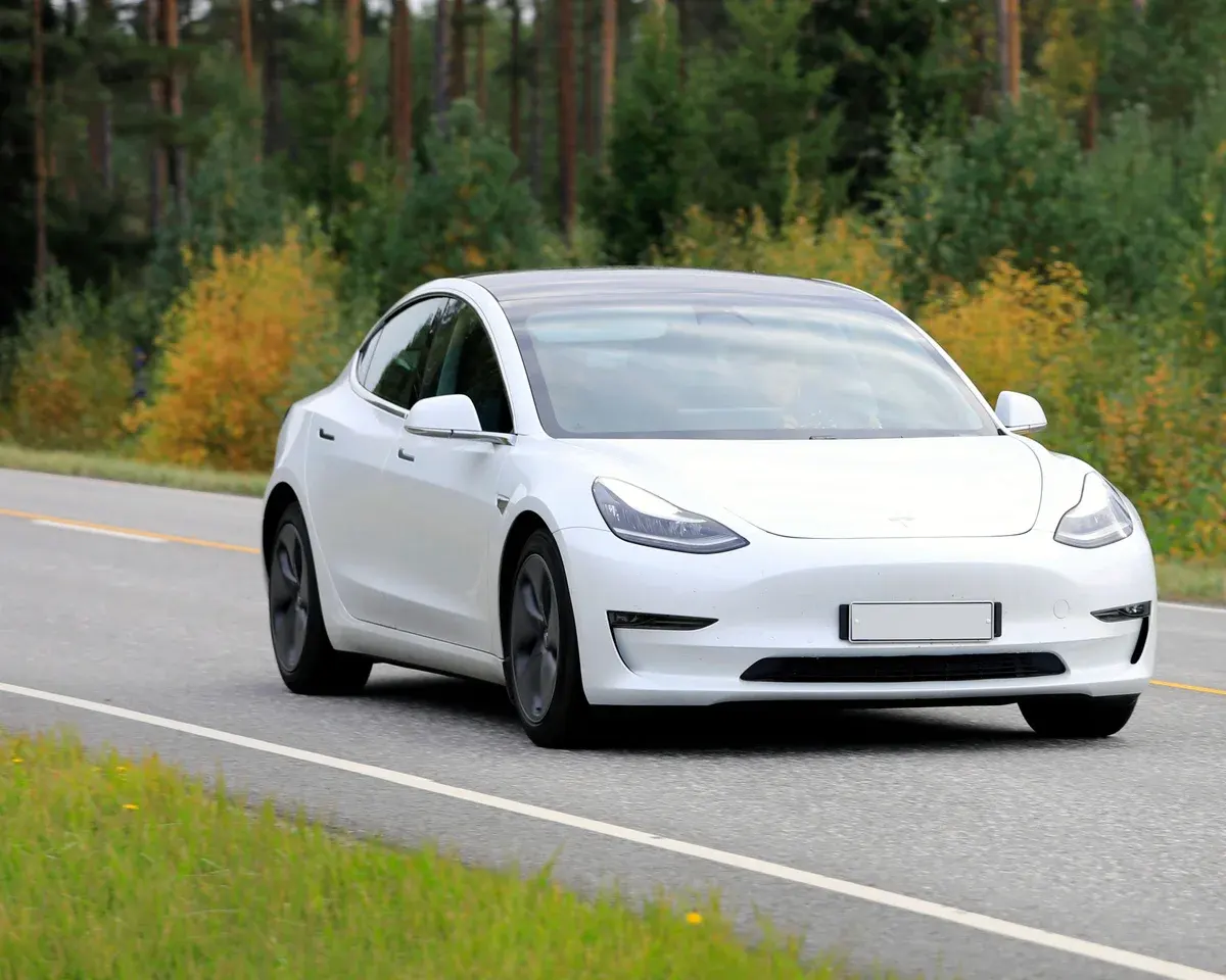 Tesla Model 3 Standard