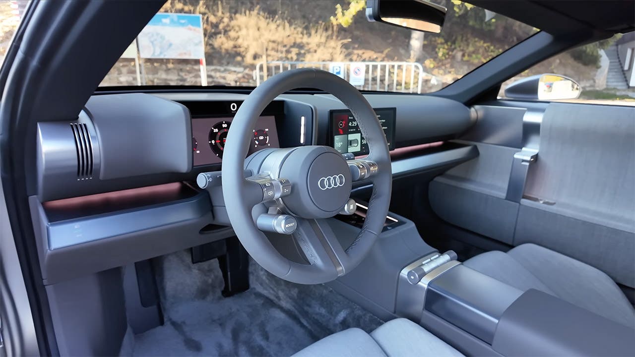 audi concept c interni
