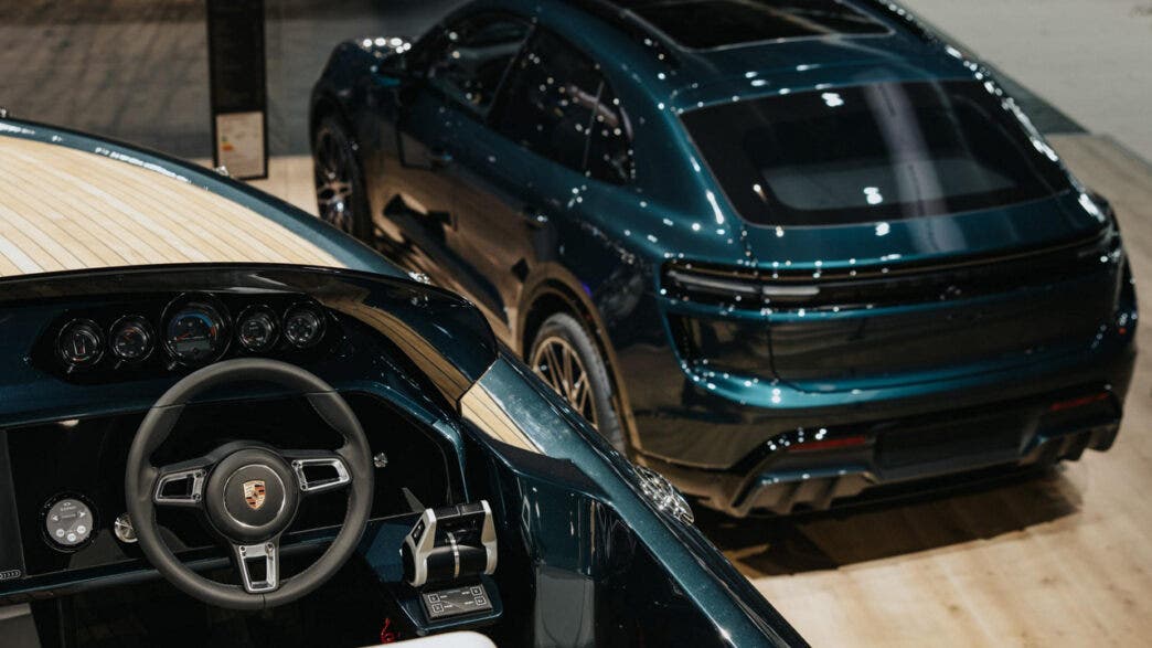 Porsche Macan Turbo Concept Lago