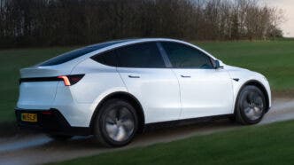tesla Model Y Standard Long Range