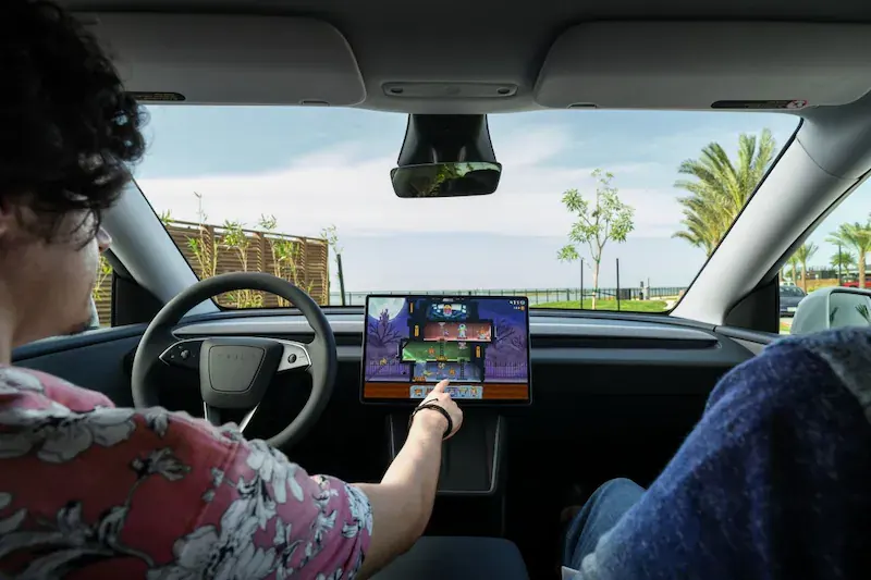 tesla full self driving