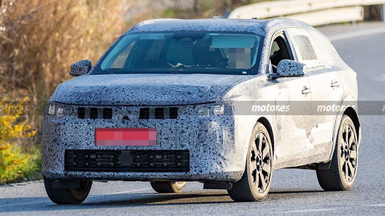 Dacia C-Neo 4x4 foto spia