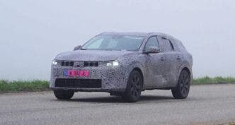 Dacia C-Neo foto spia