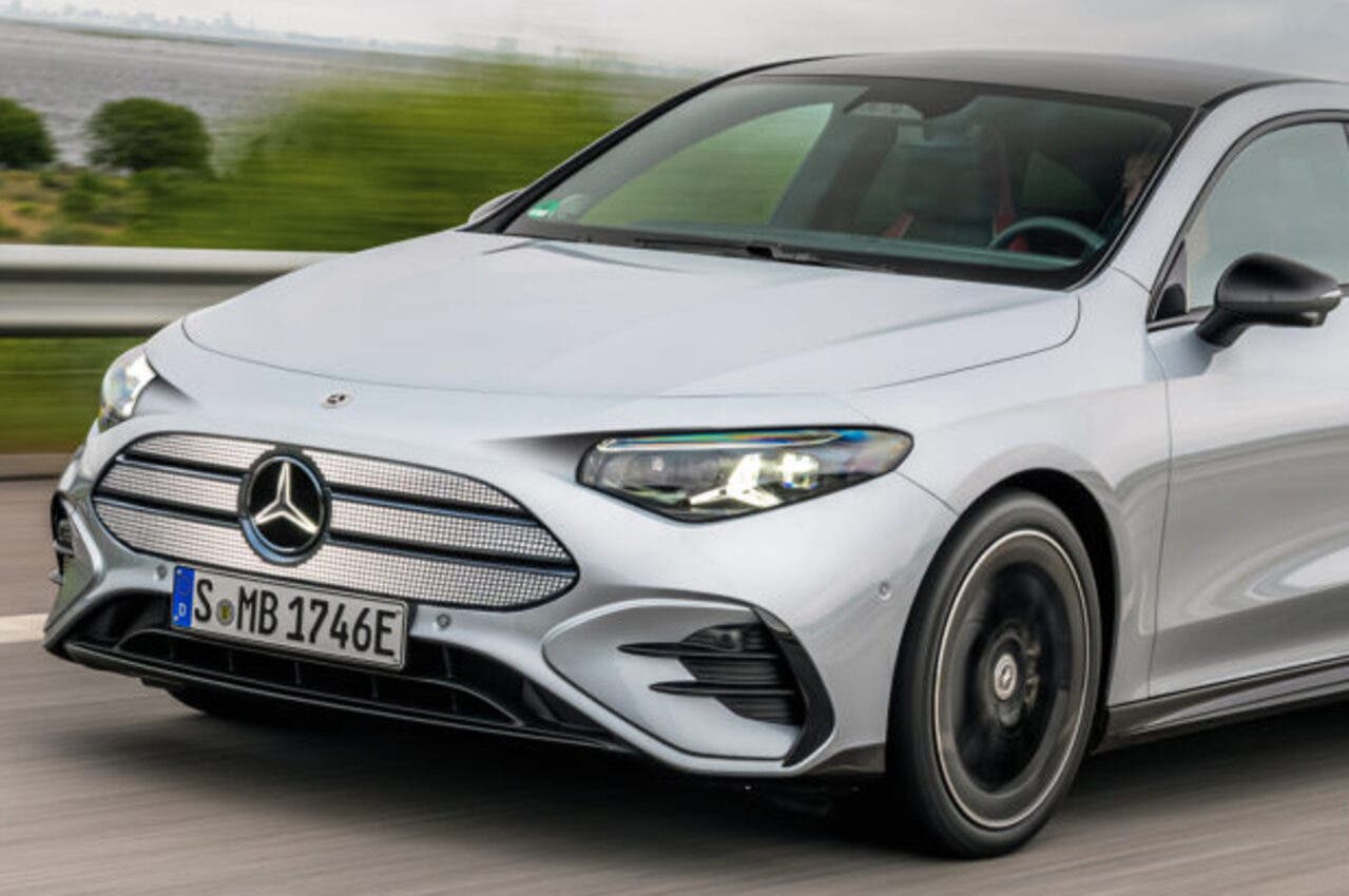 mercedes classe a render