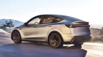 Tesla Model Y 7 posti