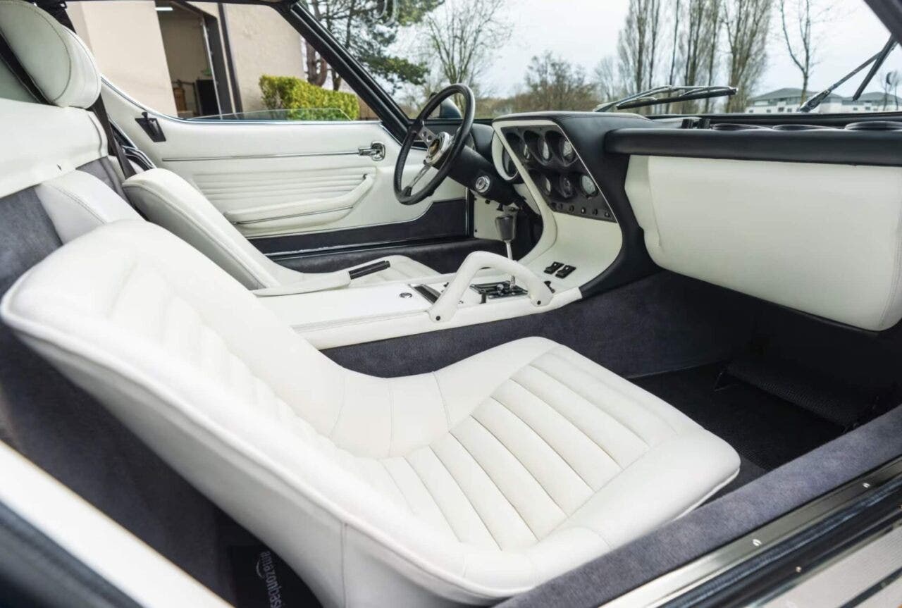 Lamborghini Miura P400 SV