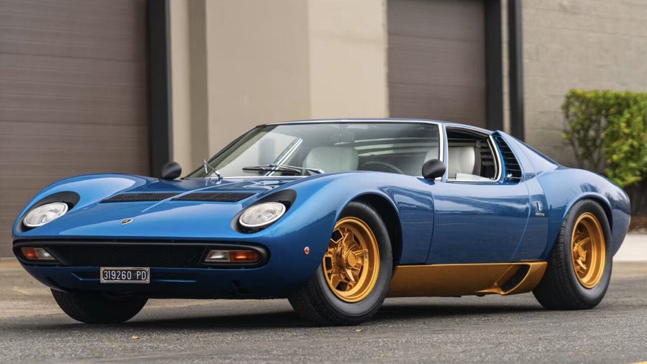 Lamborghini Miura P400 SV