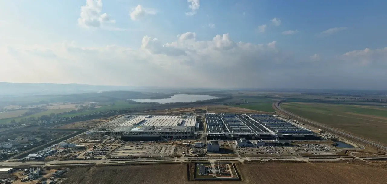 mercedes, fabbrica