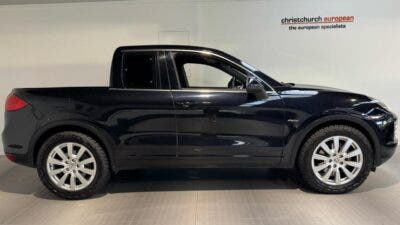 Porsche Cayenne pickup