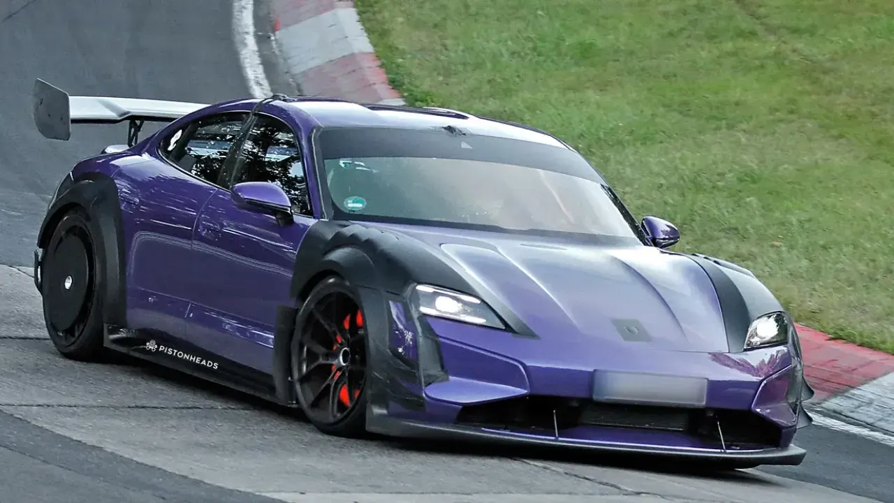 Porsche Taycan Turbo GT Manthey