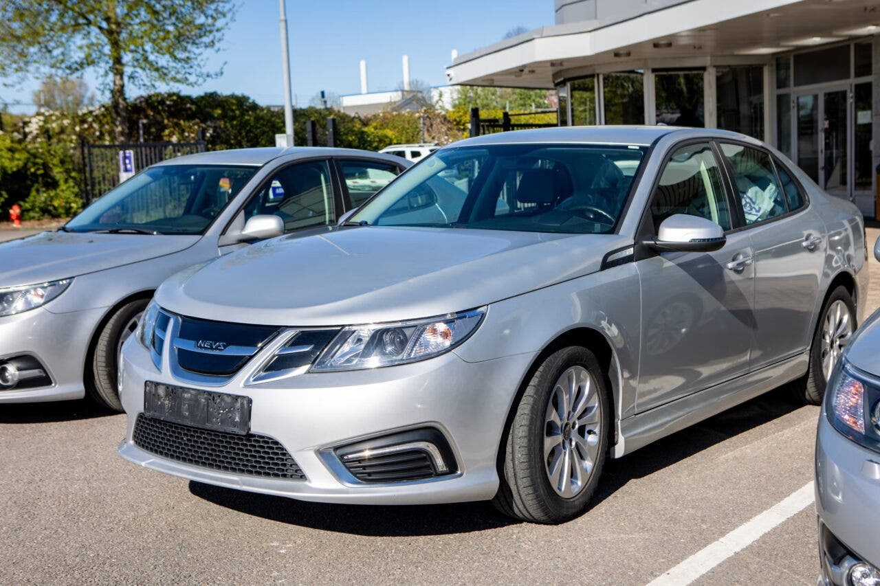 saab auto asta