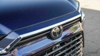 badge toyota