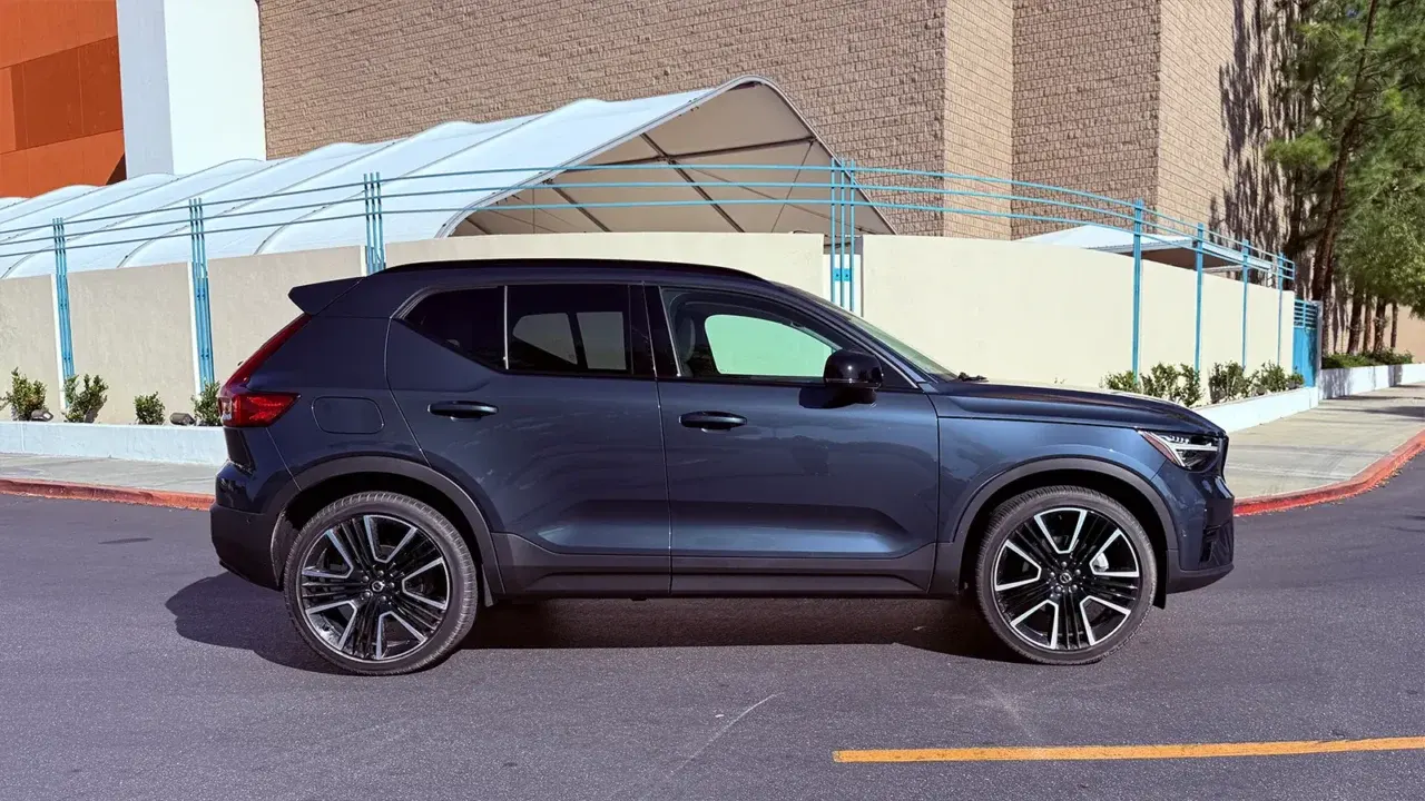 Volvo XC40