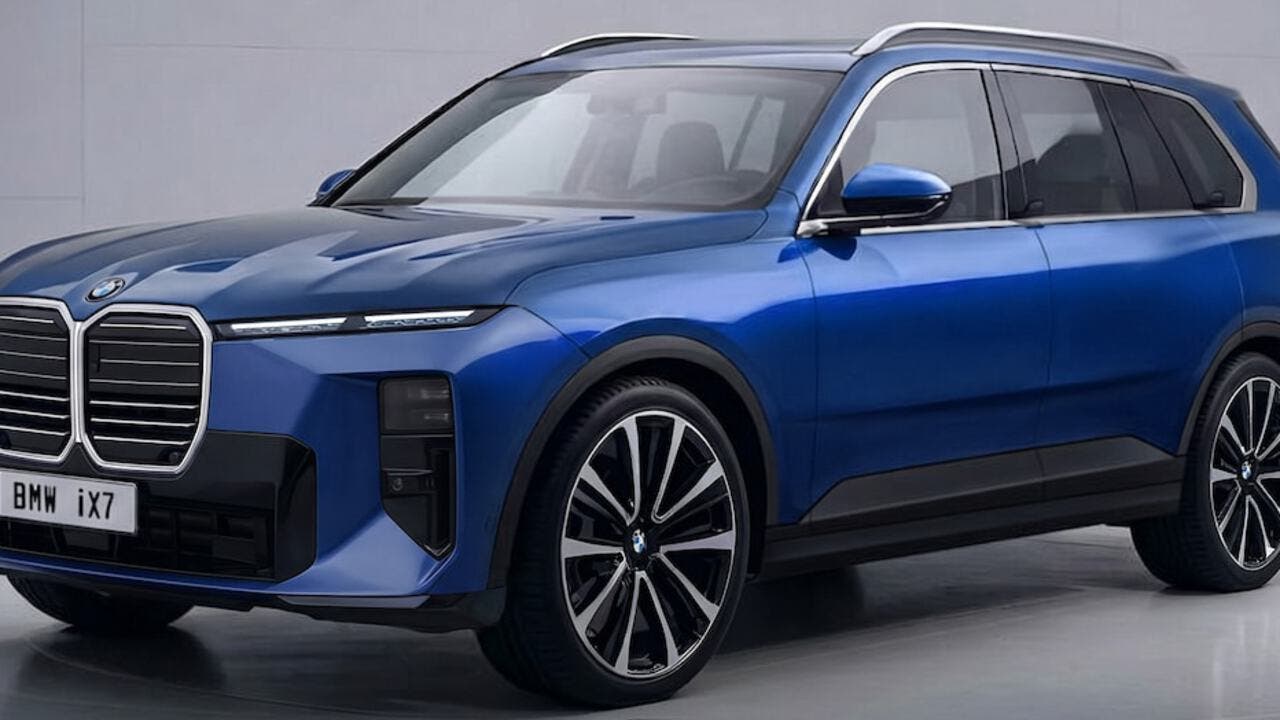 2028 BMW X7