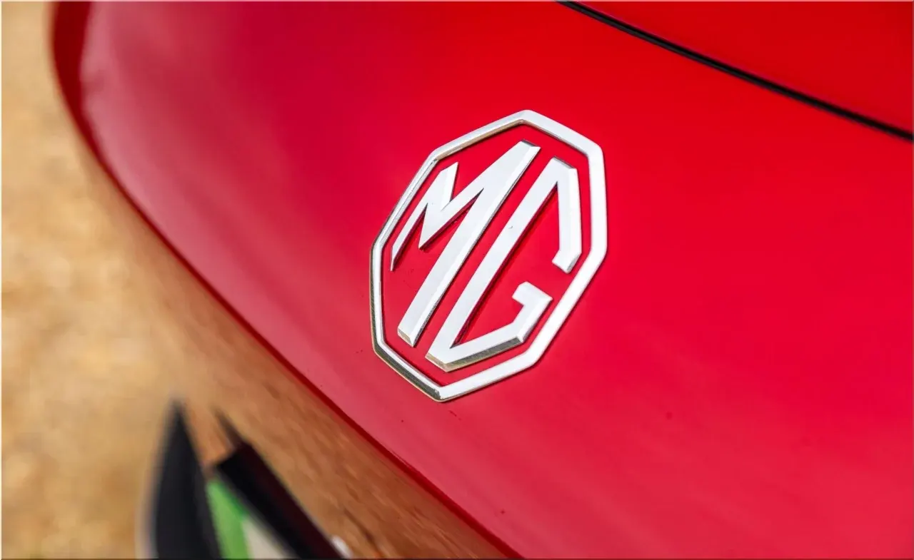 MG badge 2026
