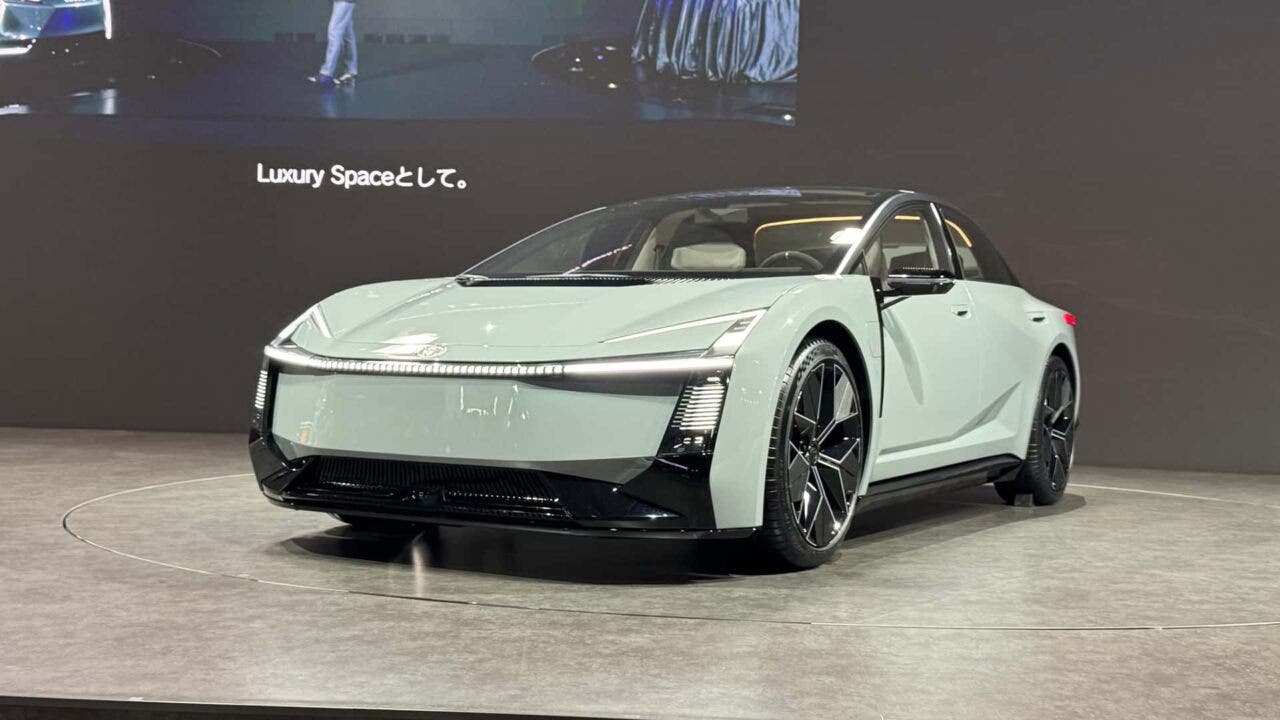 toyota-corolla-2027