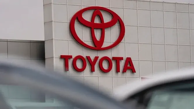 toyota logo stabilimento