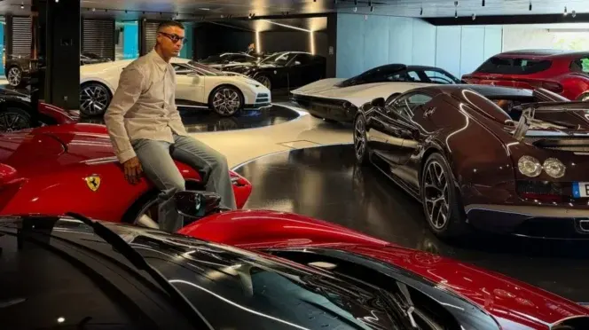 Cristiano Ronaldo, garage